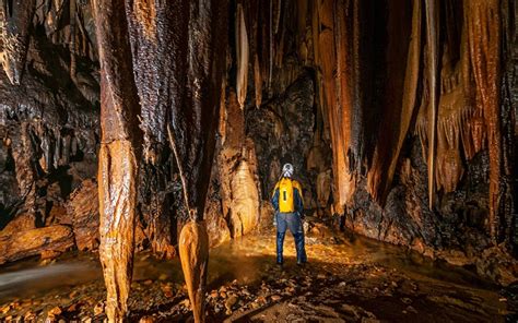 Ecoturismo Conhe A As Melhores Cavernas E Cachoeiras Em Iporanga