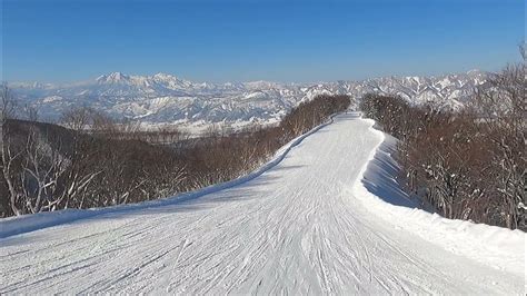 202218 野沢温泉スキー場、超絶景のスカイラインコースを山頂から一番下まで一気に気持ちよくかっ飛ばしてみました。 Youtube