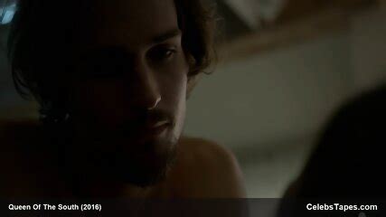 Alice Braga Exposing Naked Body