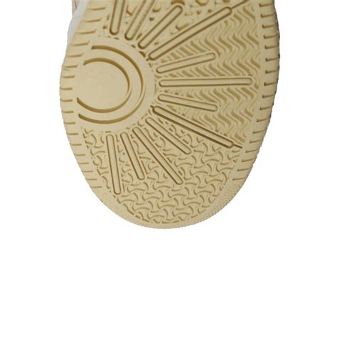 Tênis Farm Me Leva Rua Nude Recortes Vestige Sapatos Roupas Bolsas e Acessórios