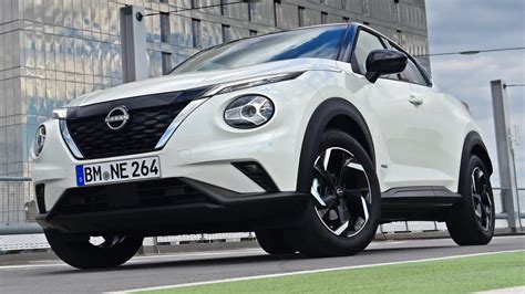 2022 Nissan Juke White