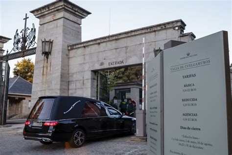 Exhumación de los restos de José Antonio Primo de Rivera en imágenes