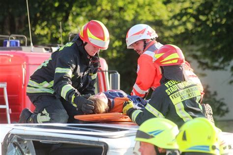 Rettungsorganisationen Proben Den Ernstfall