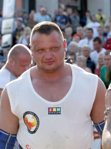 Kazeļņiks Jau Rīt Uzsāk Startu The Worlds Strongest Man 2010 The