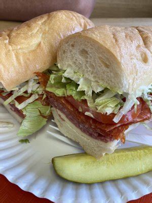 Dons Famous Hoagies Photos Reviews S Apollo Blvd