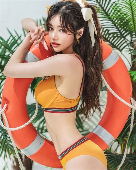 우주안 on Instagram 비키니이쁜곳 아시는분 Instagram Profile Bikinis Swimwear