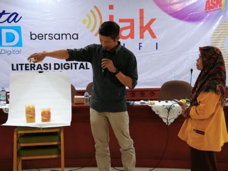 Pelaku Umkm Di Jaksel Ikuti Edukasi Literasi Digital