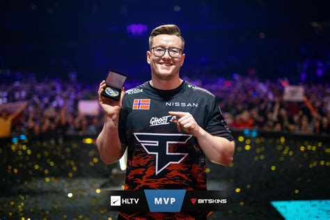 Pgl Major Antwerp Faze Clan Vence A Navi E A Grande Campe