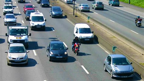 Ce Nouveau Panneau Sur Les Routes Va Rendre Tous Les Automobilistes