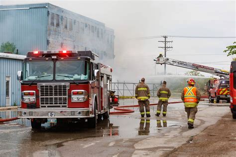 Fire Crews Battle Logan Avenue Building Blaze Winnipeg Free Press