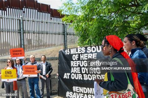 Border Wall Protest Photos and Premium High Res Pictures - Getty Images