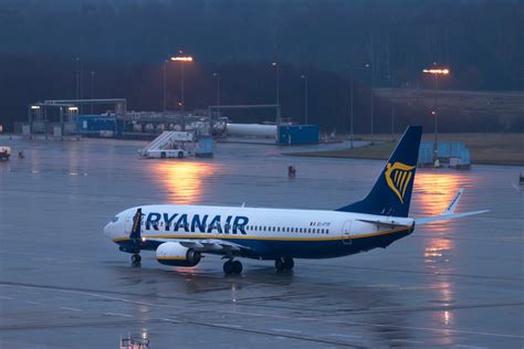 Volo In Ritardo Ryanair Bergamo Napoli Come Ottenere Il Rimborso