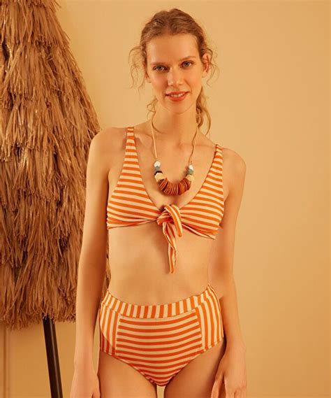 Bağ Detaylı Bikini Alt