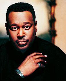 Who is Luther Vandross dating? Luther Vandross boyfriend, husband