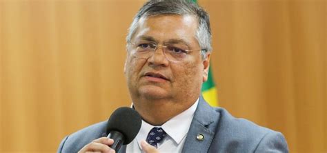 Dino bate recorde em número de inquéritos abertos pela PF a pedido do