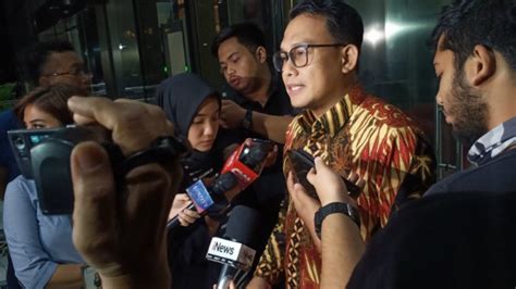 Kpk Geledah Kantor Dinas Pemkab Buru Selatan Sita Bukti Aliran Uang