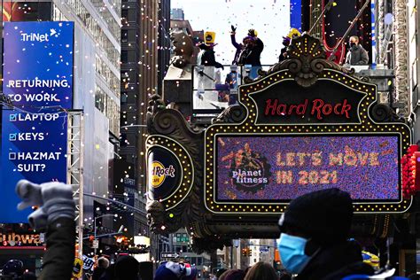 Watch New Years Eve Times Square Ball Drop Live Online