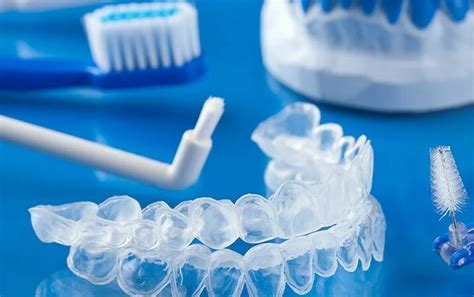 Домашнее отбеливание зубов в Минске | Отбелить зубы зубов в домашних ...