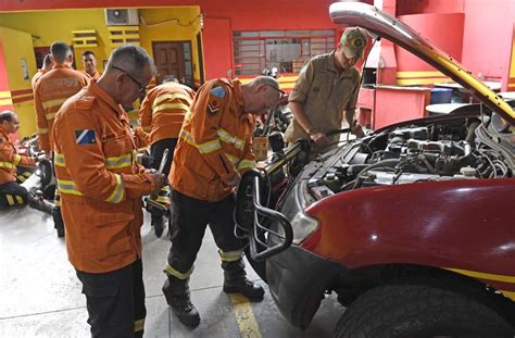 manutenção em equipamentos ação de combate aos incêndios no