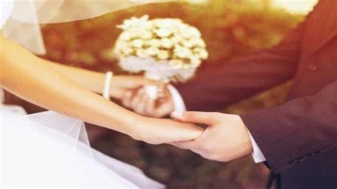 Sudah Sebar Undangan Pengantin Gelar Nikahan Mewah Tapi Tak Ada Tamu