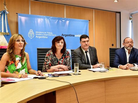 Sube 26,6% el salario mínimo en un trimestre: cómo impacta en los