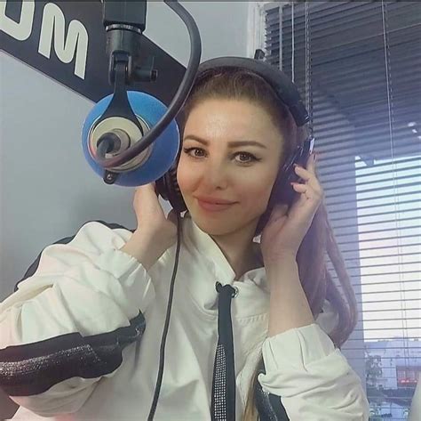 Мэри Мэй singer
