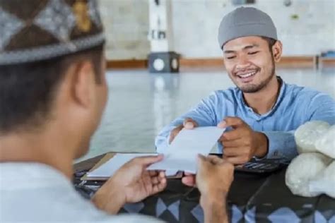 Bacaan Niat Zakat Fitrah Untuk Seluruh Anggota Keluarga Termasuk Diri