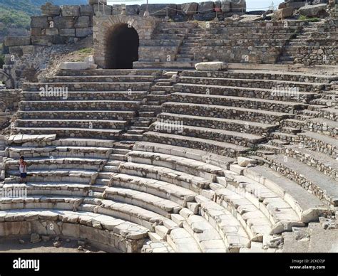 Ephesos Hi Res Stock Photography And Images Alamy