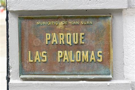 parque de las palomas, pigeon park en el viejo san juan, puerto rico