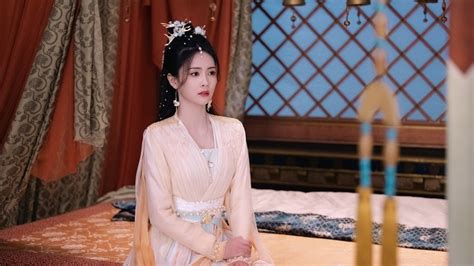 Phim lên sóng năm nay của 3 sao nữ 1994 Trường Nguyệt hot nhất Divine News