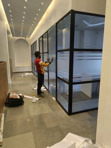 Slim Glaze Aluminium Grid Toughened Partition For Office Thickness 1 5mm At Rs 650 Sq Ft In