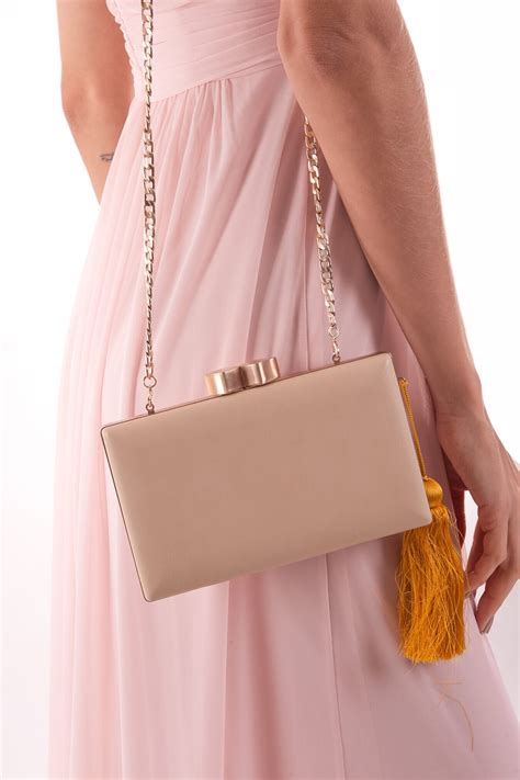 Clutch Barcelona Nude Closet Me