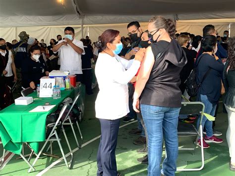 CDMX inicia aplicación de segunda dosis anticovid en adultos de 40 a 49