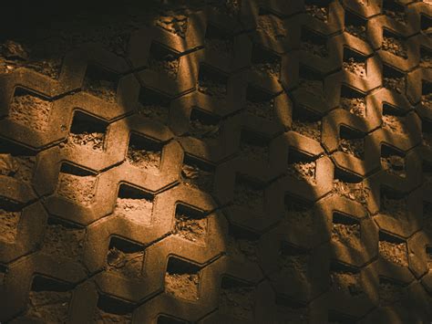 A building with many arches photo – Free Food Image on Unsplash