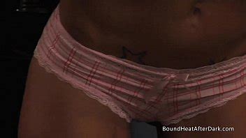 Chica Esclavizada En Cadenas Manoseada Por Amante Lesbiana Xvideos