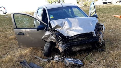 Necochea Una Policía De La Bonaerense Murió Tras Chocar En Una