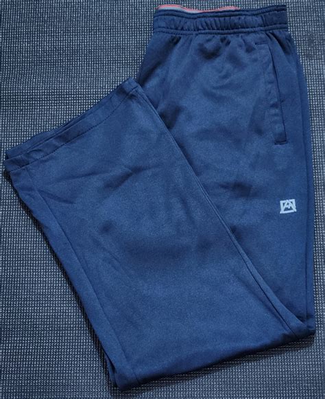 AVALANCHE OUTDOOR PANTS (LARGE) on Carousell