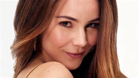 Desde el jacuzzi Camila Sodi sube la temperatura en diminuto bikini blanco El Heraldo de México