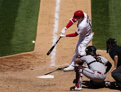 【mlb動画】大谷翔平の7月1号、31号ソロは飛距離138メートルの特大弾 サンスポ