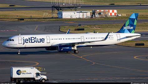 N Jt Jetblue Airbus A Wl Photo By Omgcat Id