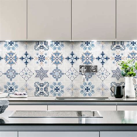 Kitchen Wall Tile Peel and Stick Floral Print Stick Wallpaper - Clearhalo