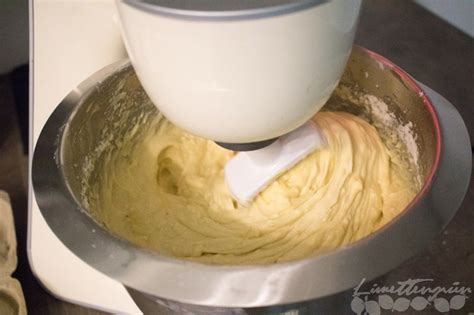 Food Dirty Naked Lime Curd Cake Limettengrün