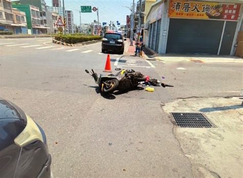 高雄8旬翁駕車擦撞機車 女騎士傷重不治 社會 中央社 Cna