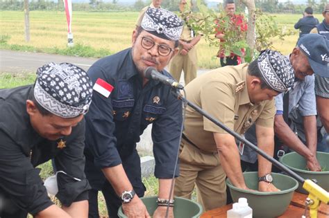 Menteri Pertanian Kawal Panen Raya Di Kabupaten Semarang