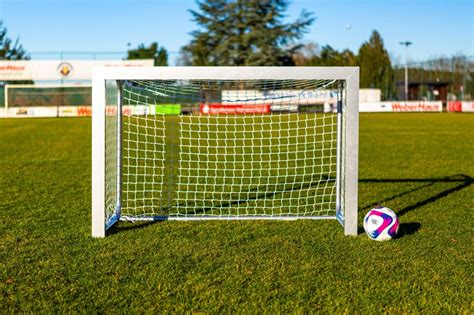 Mini football goal aluminium 6'x4' au meilleur prix