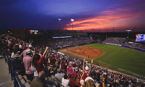 Oklahoma Win Fourth Consecutive Ncaa Softball Title In Front Of Record