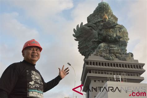 Jokowi Calls On Artists To Dream Big ANTARA News