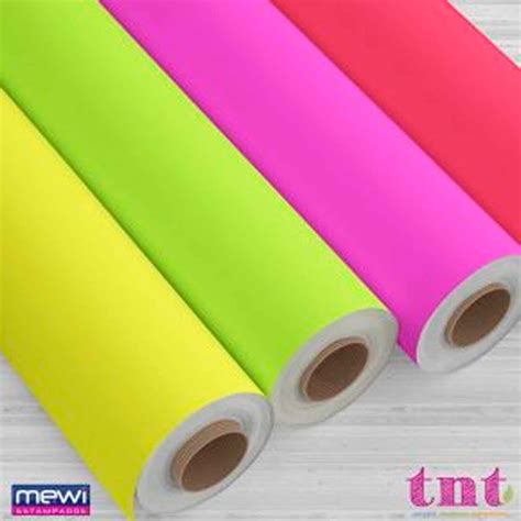 TNT Liso Fluorescente Polipropileno 140cm X 1mt 1und