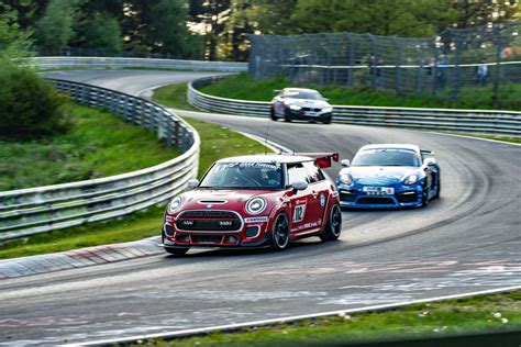mini john cooper works  race nurburgring