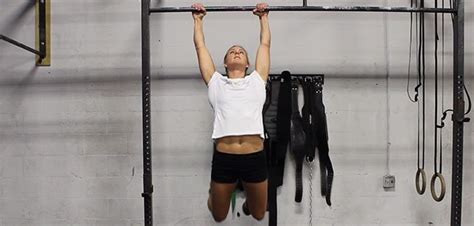 Kipping Pull Ups CrossFit Exercise Guide With Photos